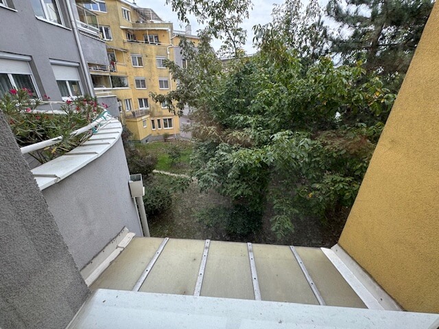 4 izbový byt prerobený na veľký 3 izbový, 124,9m2, podzemné parkovisko 1 miesto-21