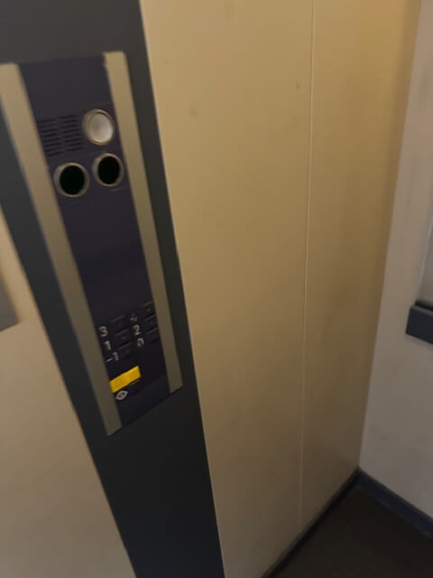 4 izbový byt prerobený na veľký 3 izbový, 124,9m2, podzemné parkovisko 1 miesto-18