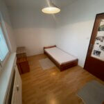 Predané: Na predaj 3 izbový byt, úžitková 66,24m2, loggia 3,68m2, 3poschodie, Klincová 21 v Ružinove-9