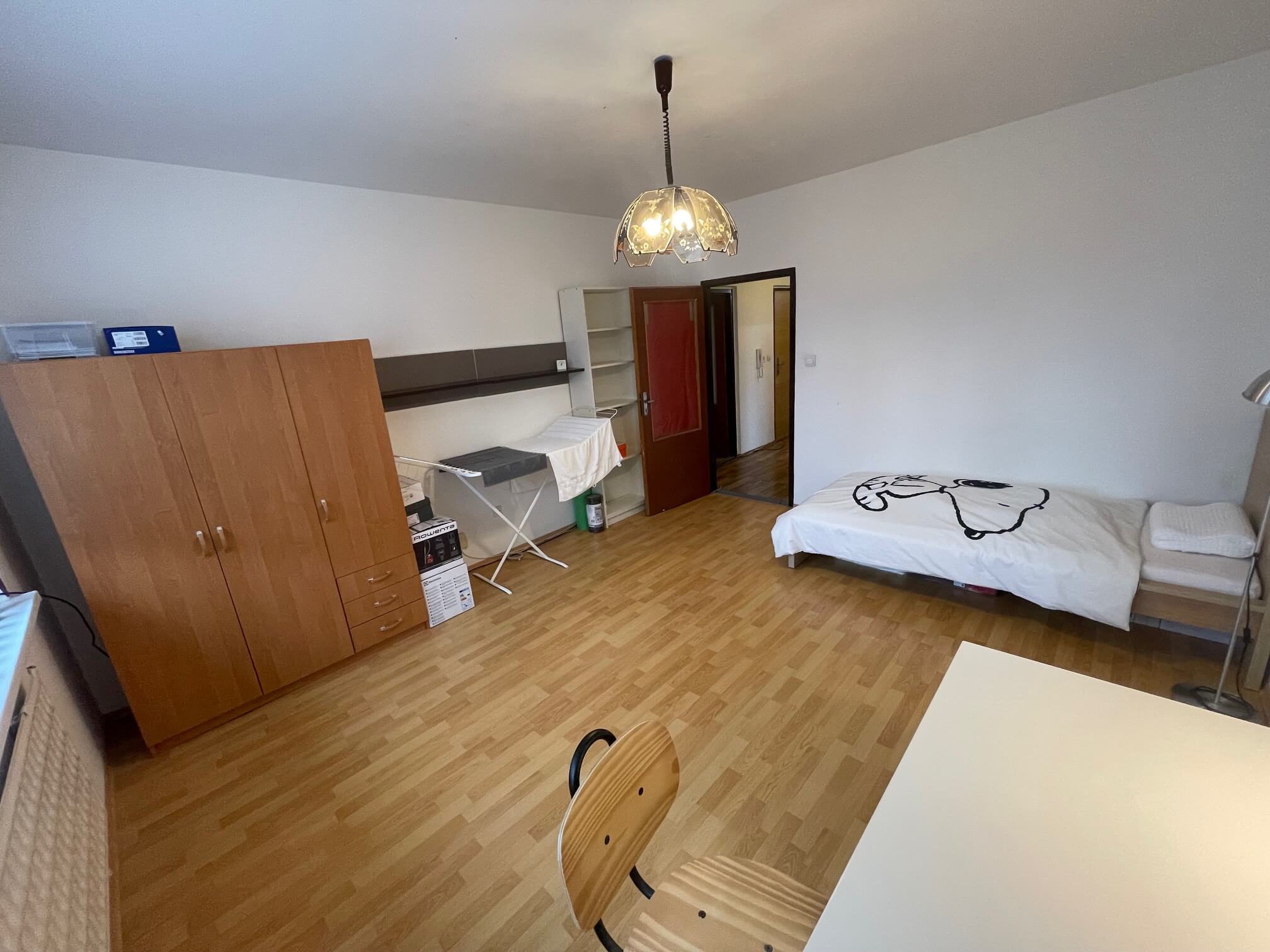 Predané: Na predaj 3 izbový byt, úžitková 66,24m2, loggia 3,68m2, 3poschodie, Klincová 21 v Ružinove-3