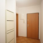 2 izbový byt, úžitková 44,7m2, rok výstavby 2006, zariadený, parkovacie státie, Zádunajská cesta 6, pri Auparku-9