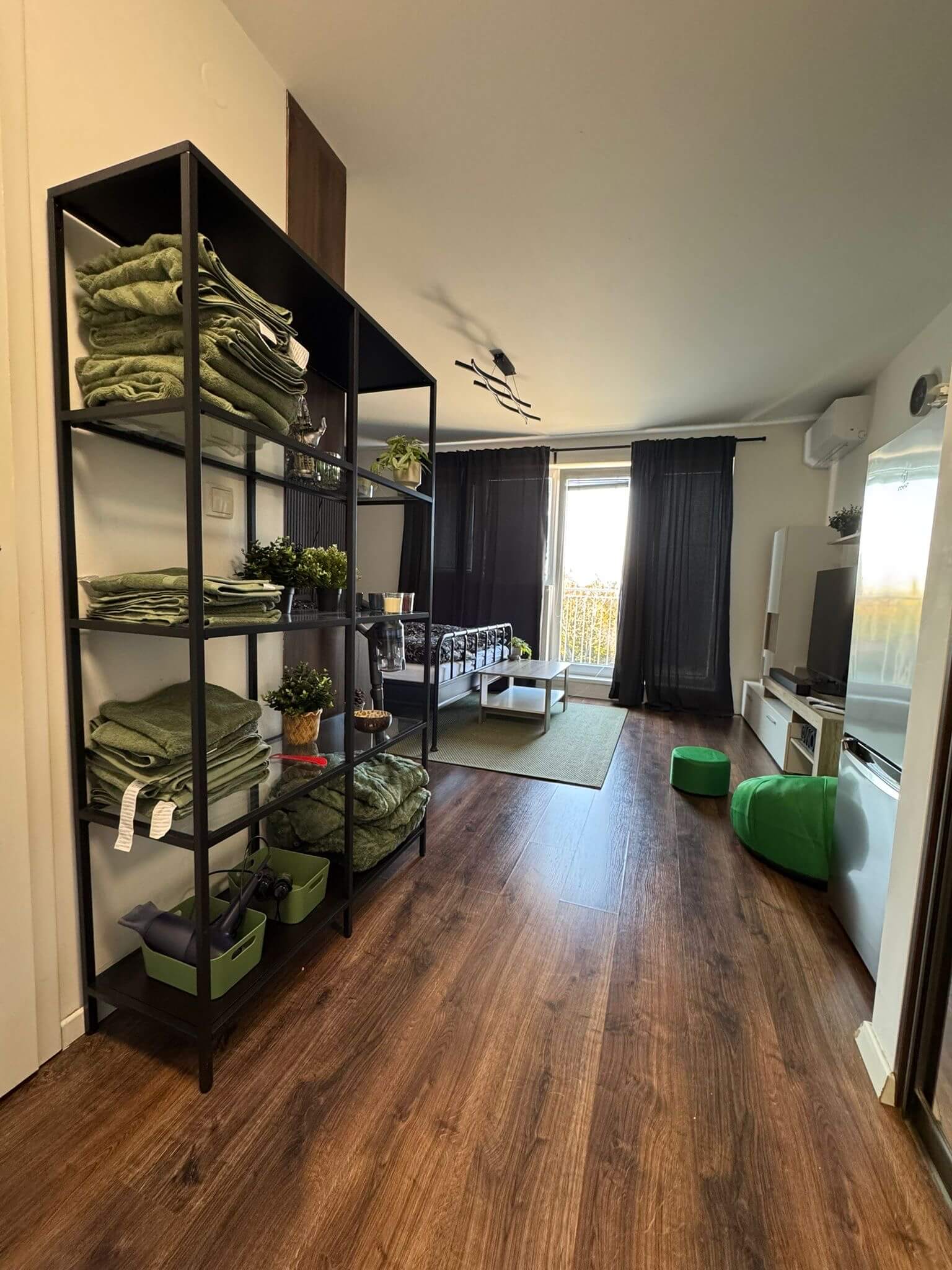1 izbový byt, úžitková 25,13m2, balkón 4,16m2, parkovacie miesto, kobka, Rača-Na pasekách-13