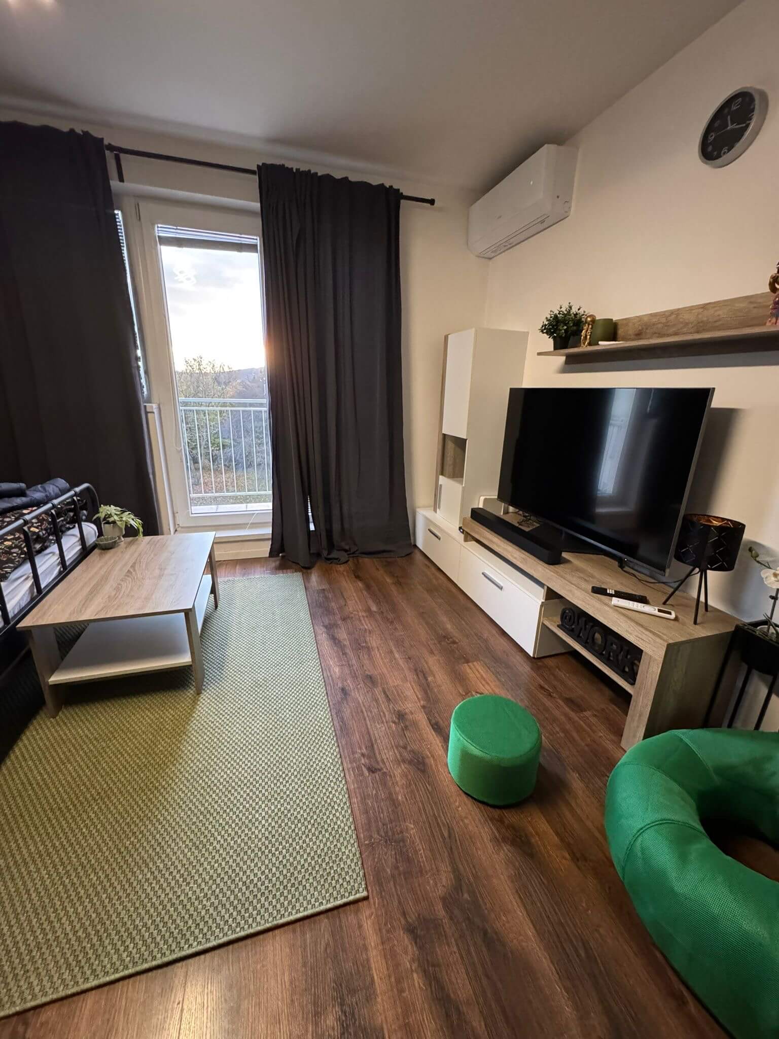 1 izbový byt, úžitková 25,13m2, balkón 4,16m2, parkovacie miesto, kobka, Rača-Na pasekách-1