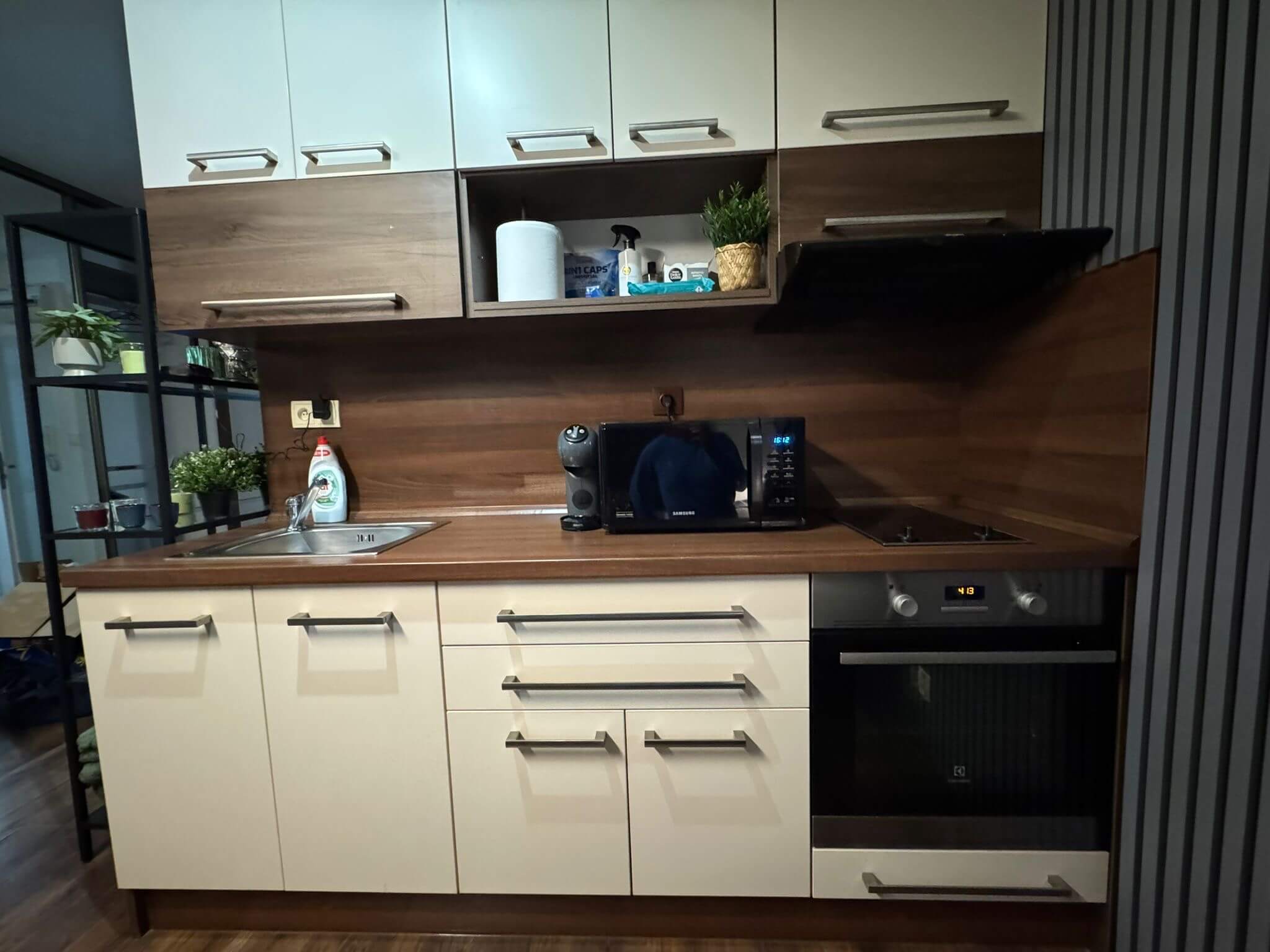 1 izbový byt, úžitková 25,13m2, balkón 4,16m2, parkovacie miesto, kobka, Rača-Na pasekách-14