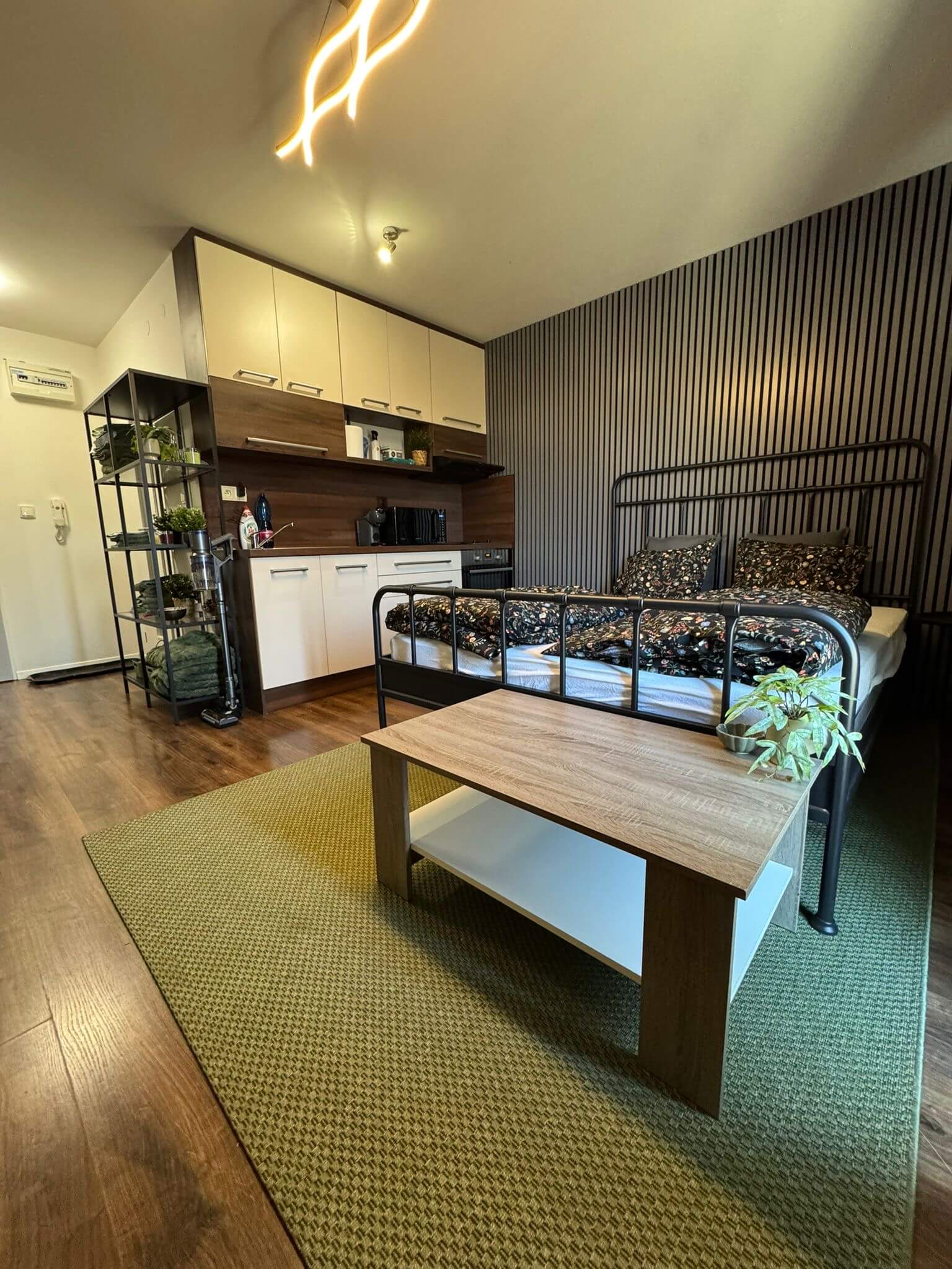 1 izbový byt, úžitková 25,13m2, balkón 4,16m2, parkovacie miesto, kobka, Rača-Na pasekách-5
